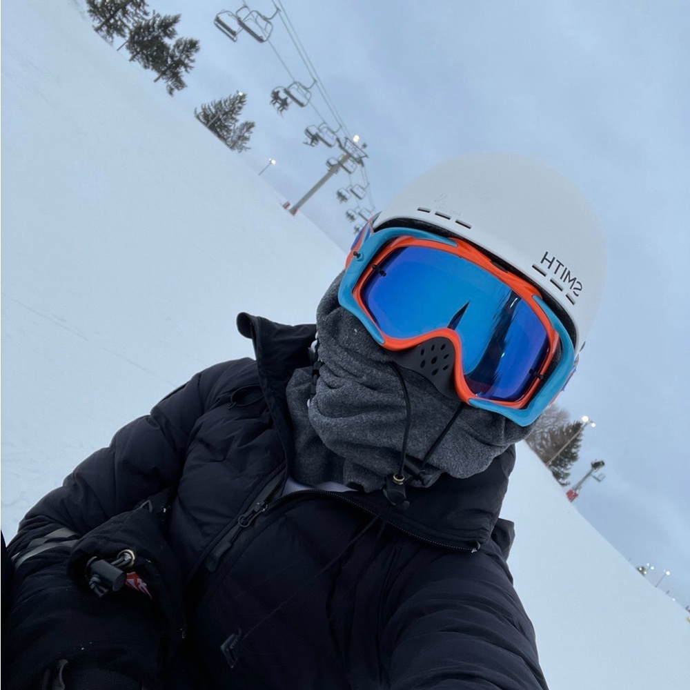 OAKLEY GOGGLES